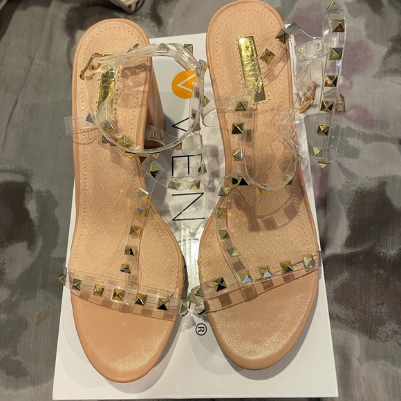 Transparent studded heel - Picture 3 of 5